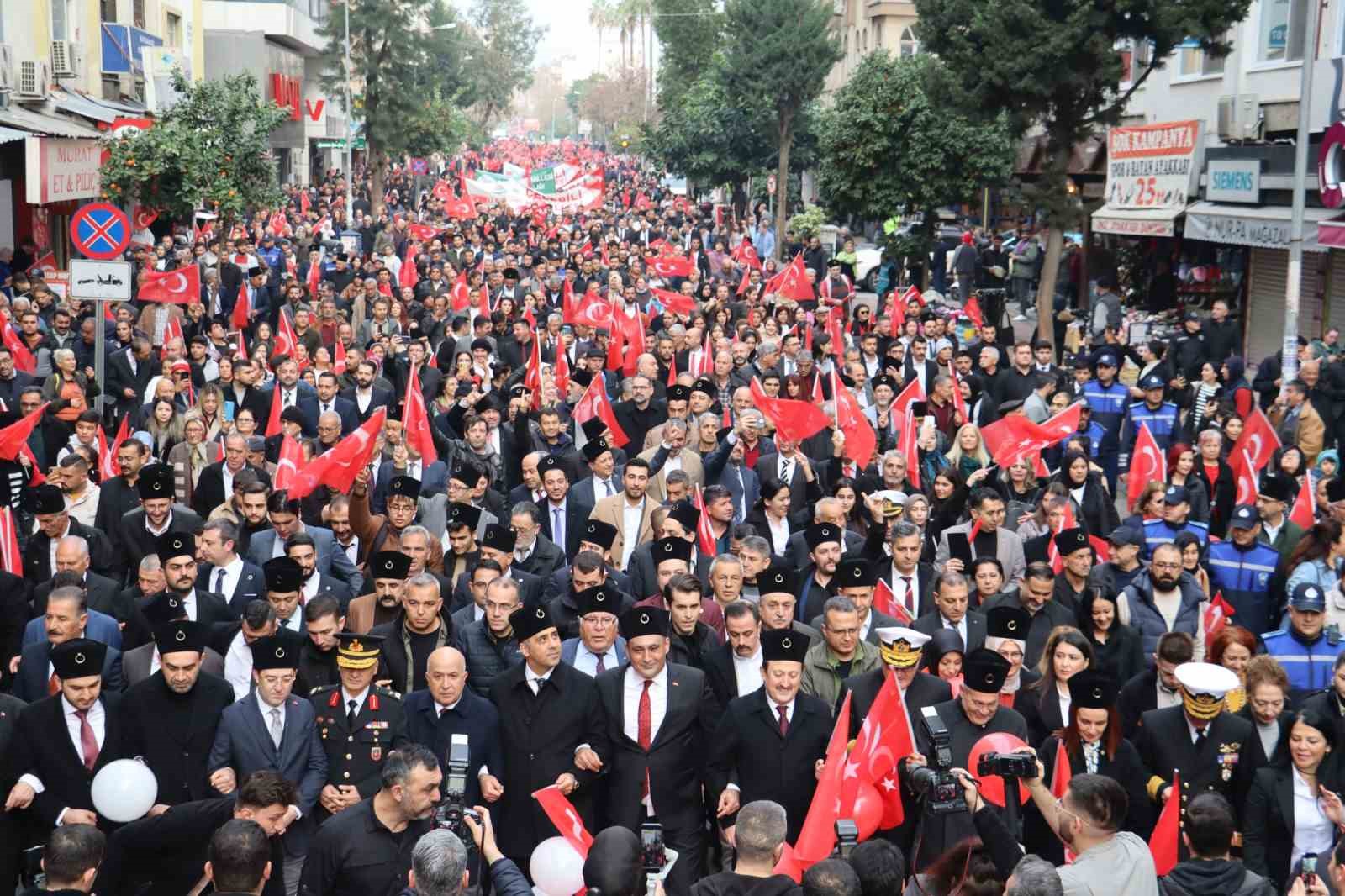 Mersin’in kurtuluş coşkusu ’Zafer Yürüyüşü’ ile taçlandı
