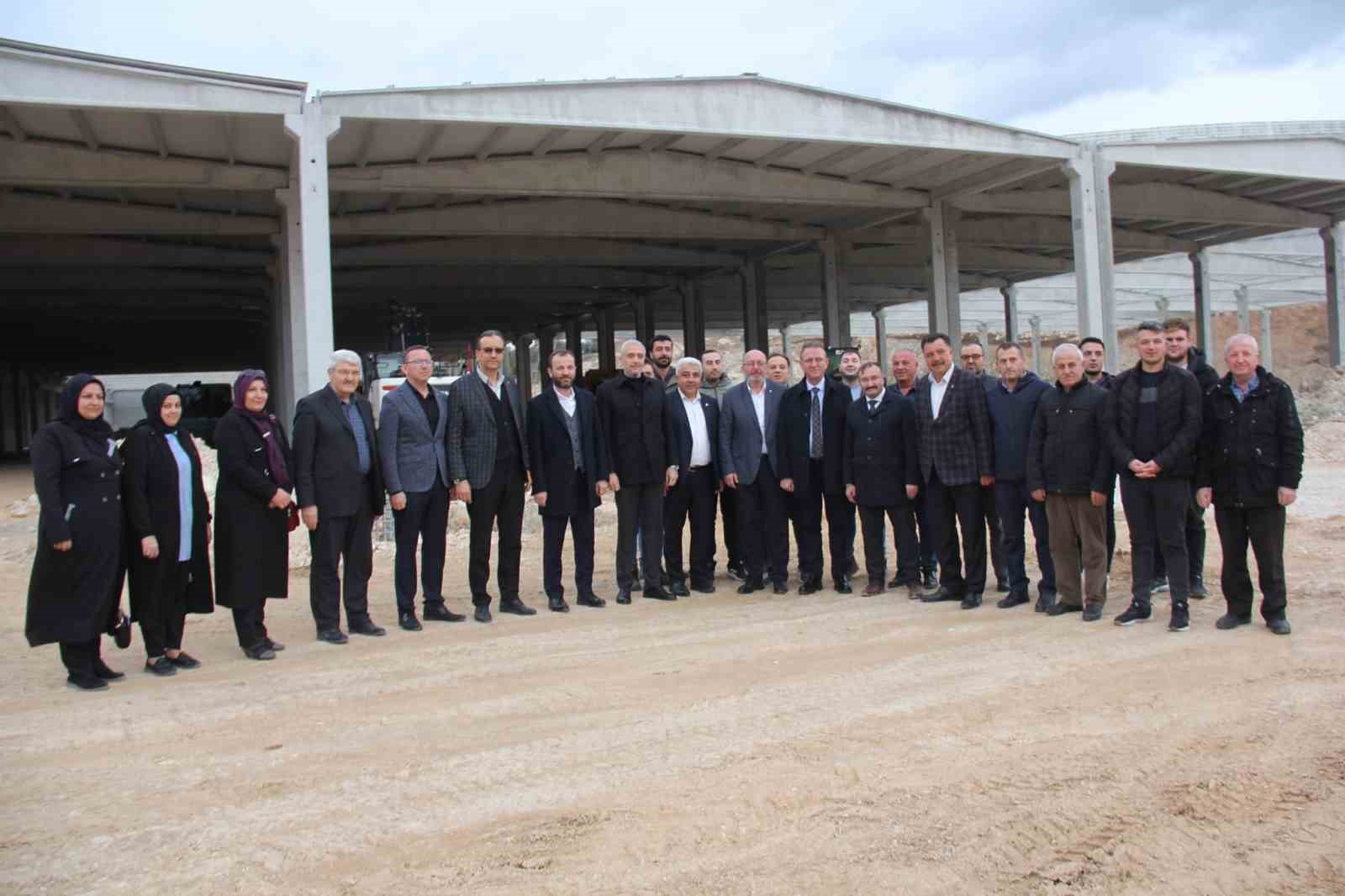 Başkan Önsay ve milletvekillerinin Hisarcık temasları