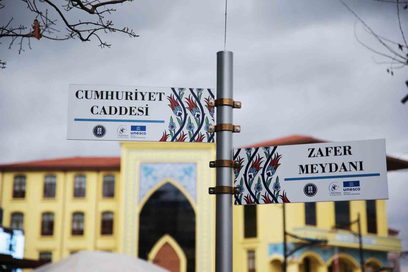 Ödüllü tasarımlar Kütahya’nın cadde ve sokaklarında yerini aldı