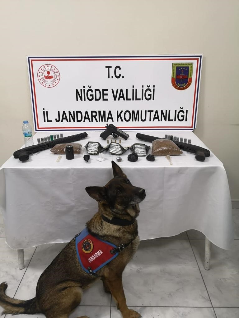 Jandarma kaçakçılara nefes aldırmıyor