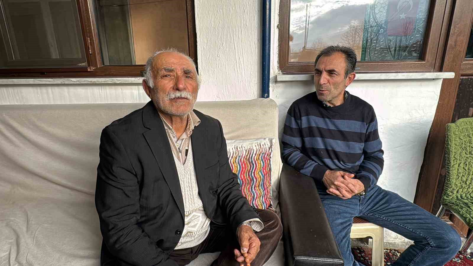 Kaybolan ve evin 25 kilometre uzağında bulunan alzheimer hastası yaşlı adam
