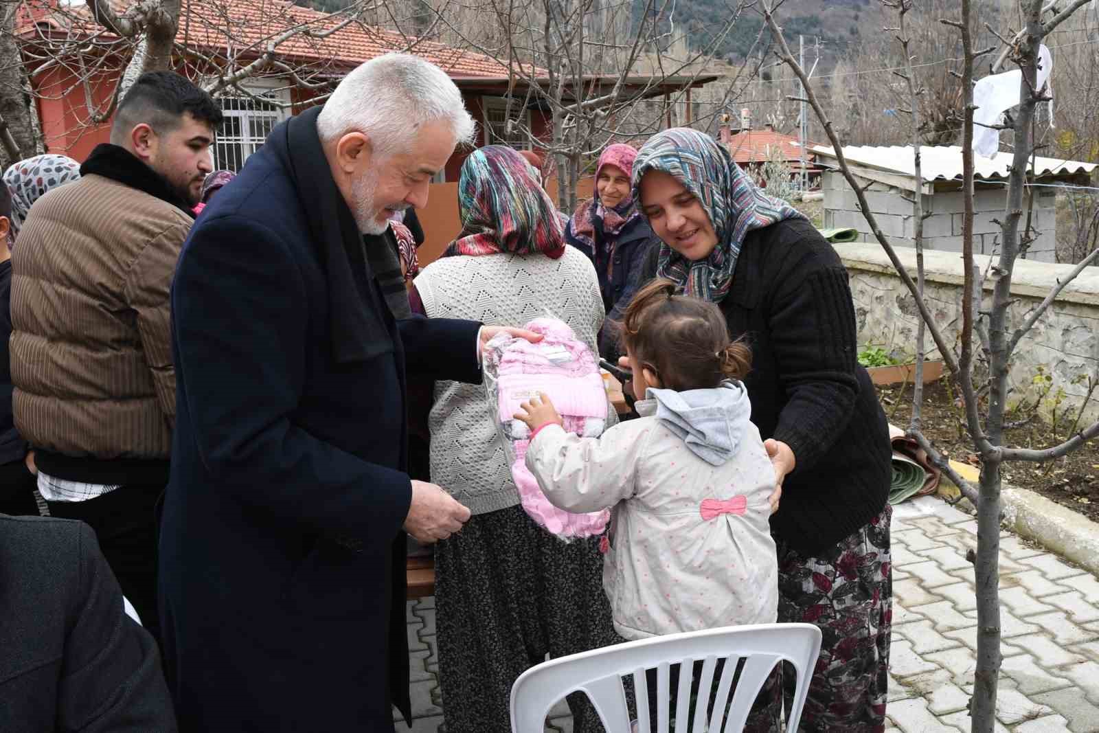 Başkan Başdeğirmen, Minasın Küme Evlerin kanalizasyon ve doğalgaz problemini çözdü