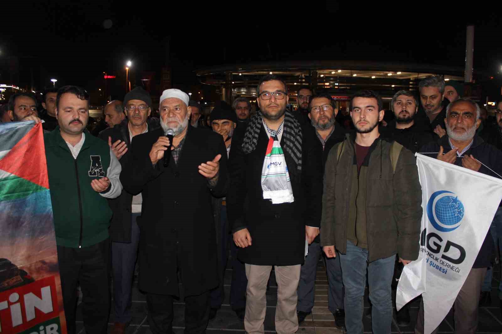 Kayseri’de İsrail tarafından öldürülen binlerce Filistinli için gıyabi cenaze namazı kılındı
