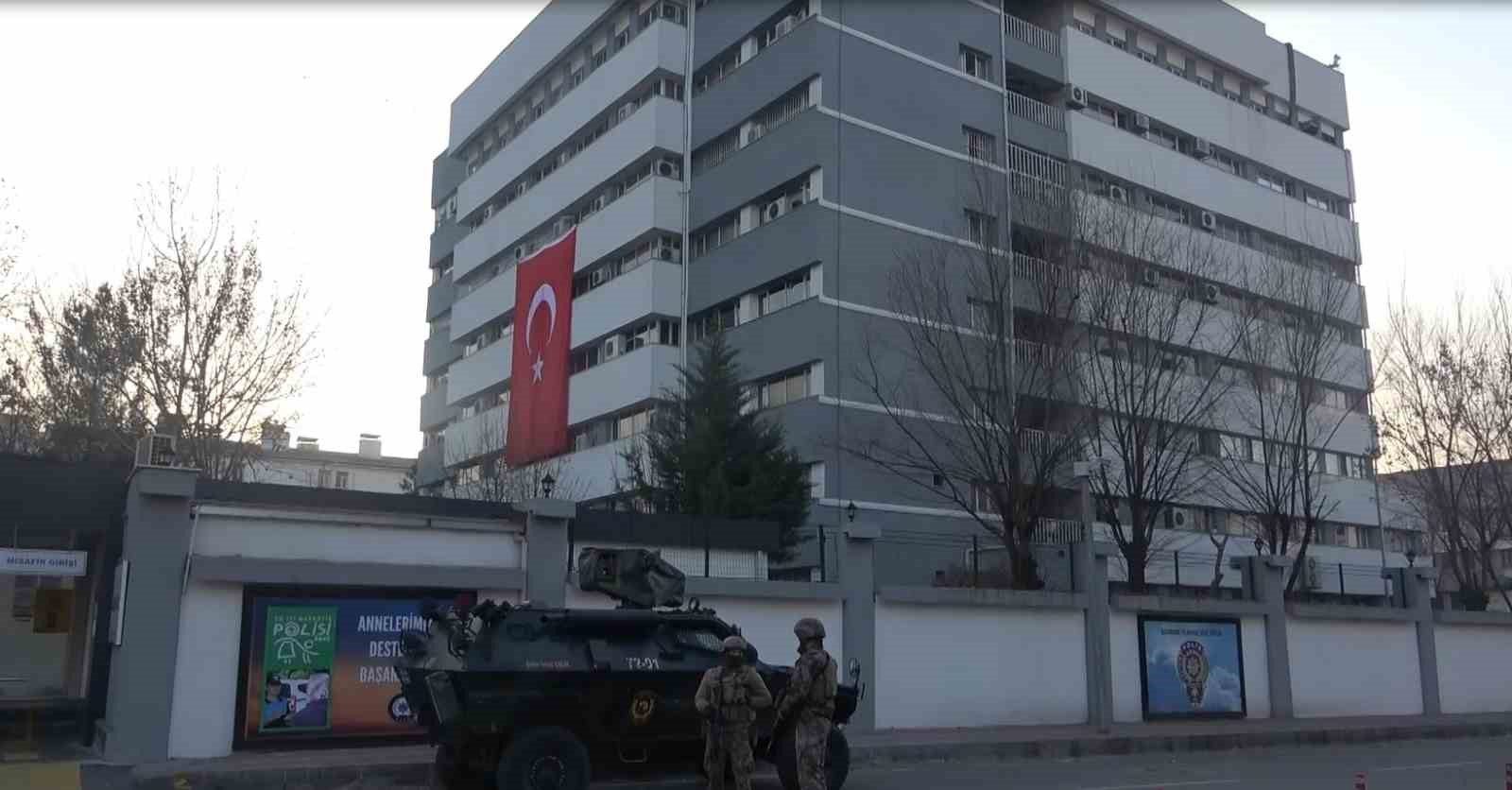 Batman’da terör örgütü DEAŞ’ın finans ağına darbe: 2 gözaltı