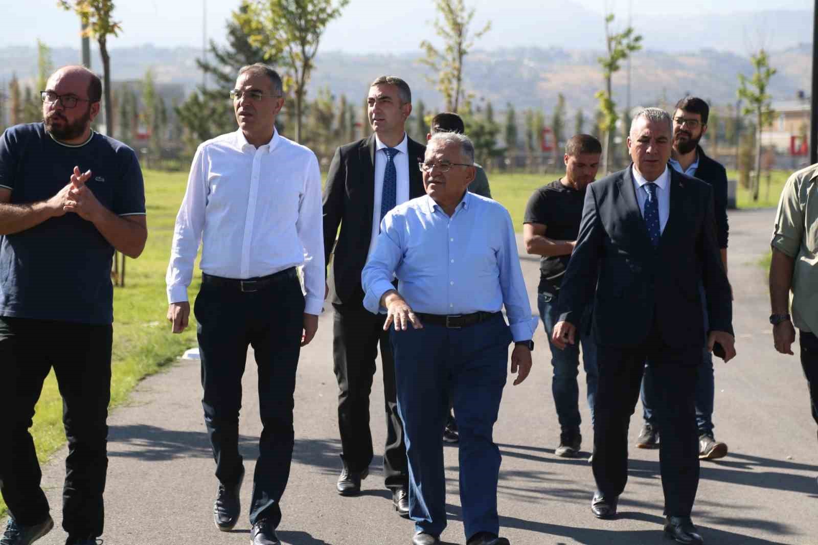 Büyükkılıç’ın Başkanlığında, şehirdeki yeşil alanda yaklaşık 2 milyon metrekare artış
