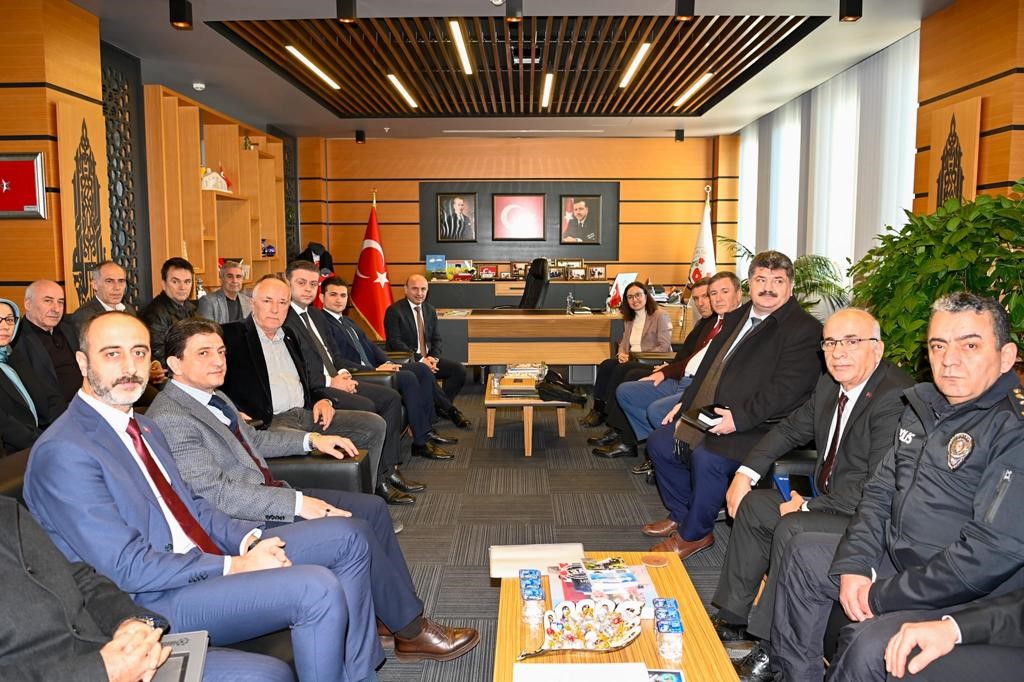 Vali Kaya, &ldquo;Altınovalılar &ccedil;ok şanslı hem sanayi hem turizm hem tarım&rdquo;
