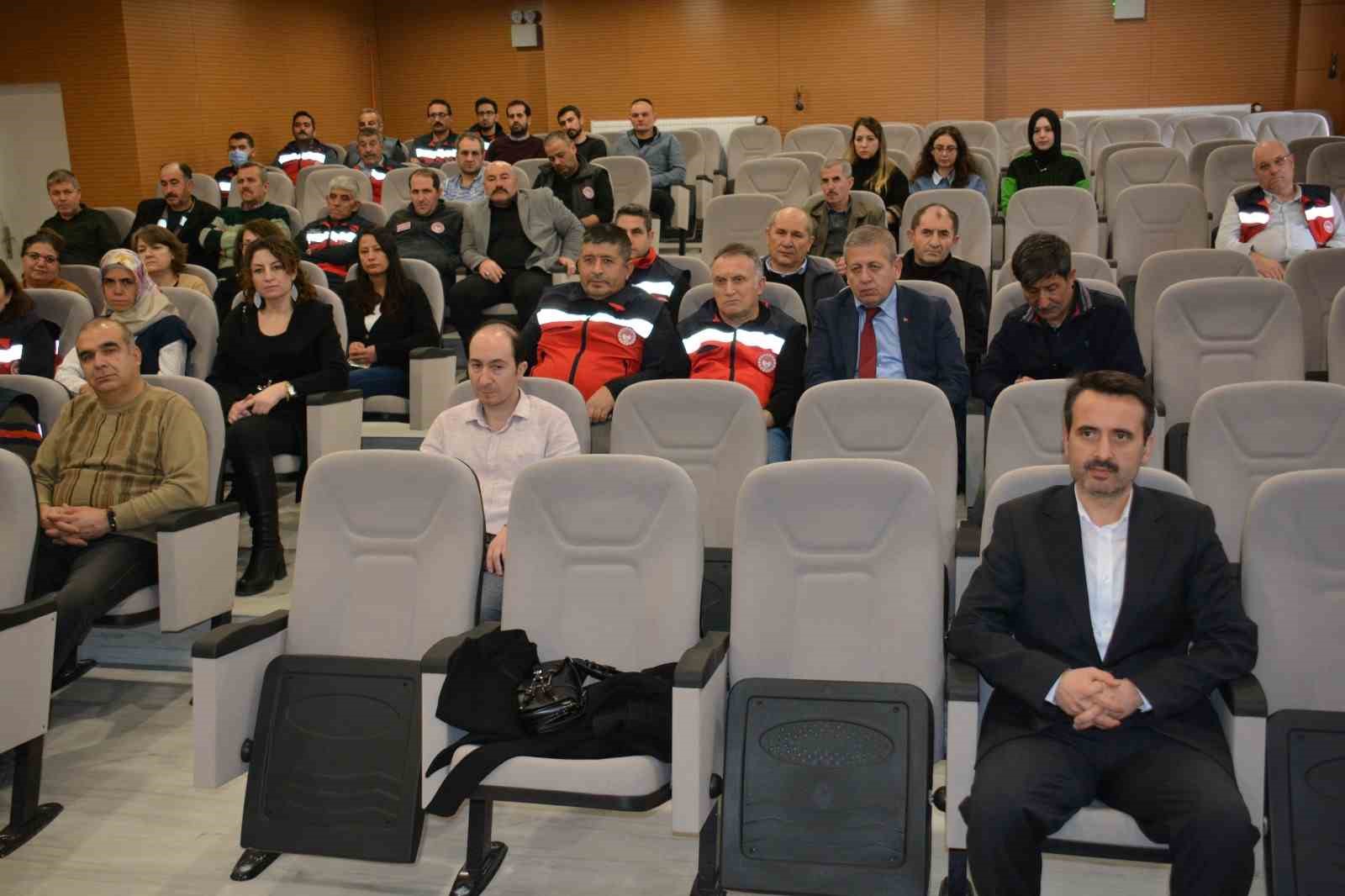 Kütahya İl Tarım ve Orman Müdürlüğü personeline kadına şiddetin önlenmesi eğitimi