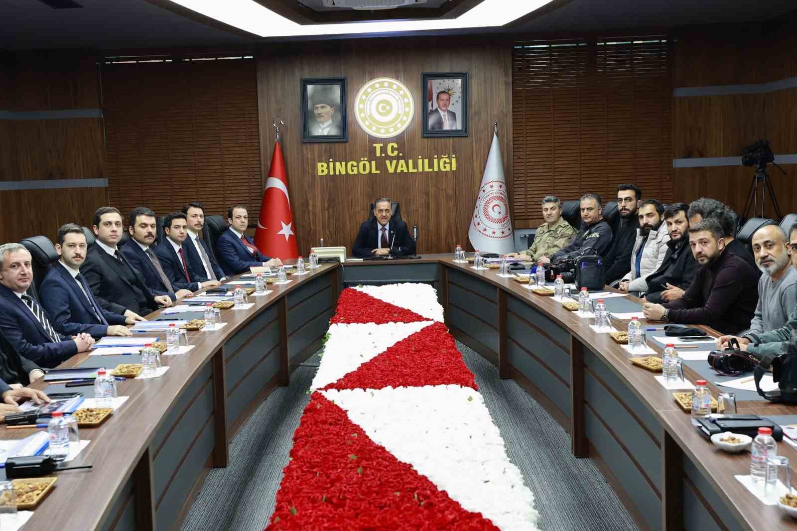 Bingöl’de 2023 yılında 38 milyon 818 bin kök kenevir ele geçirildi, 808 kişi gözaltına alındı