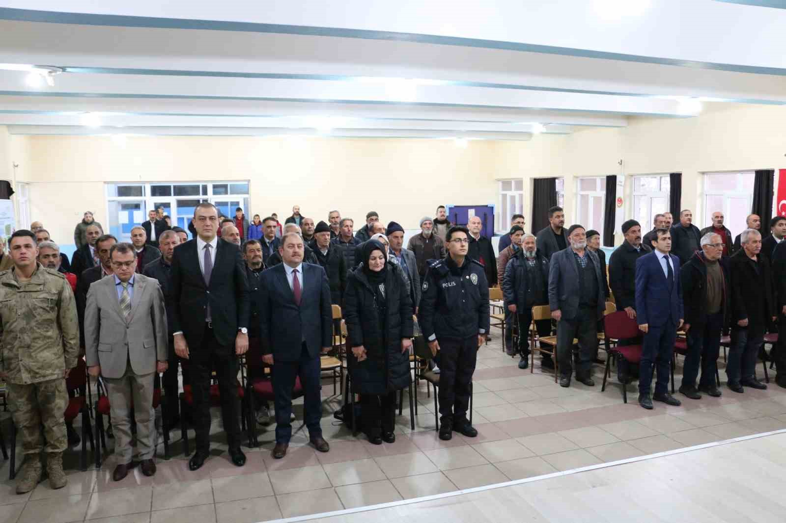 &Uuml;z&uuml;ml&uuml;&rsquo;de &ccedil;ift&ccedil;ilere bağ hastalıkları anlatıldı
