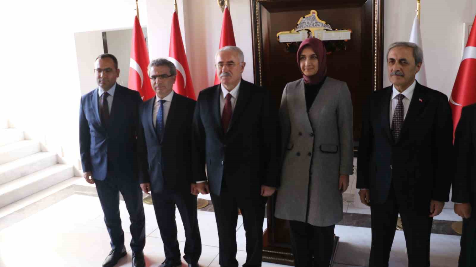 Başkan Akarca: &ldquo;Ciddi anlamda derin g&ouml;r&uuml;ş ayrılıklarımız oldu, bu bir ger&ccedil;ek&rdquo;
