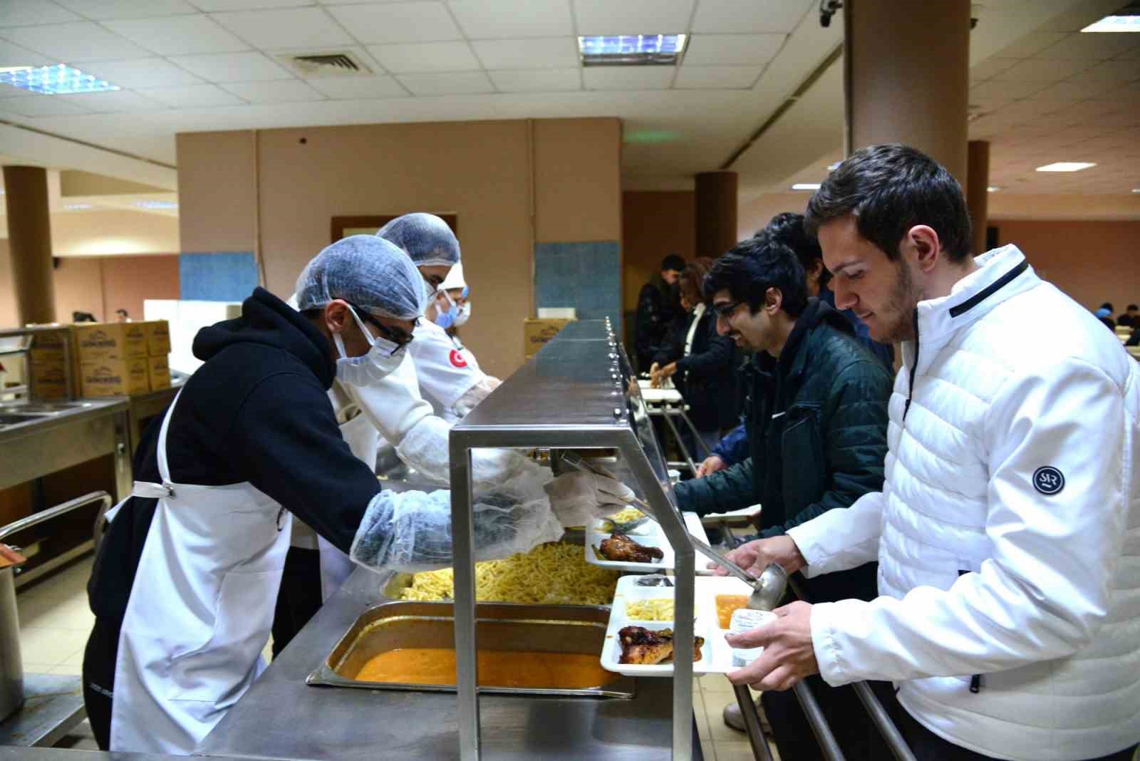 Mersin Üniversitesi yemeğini artık kendi üretiyor
