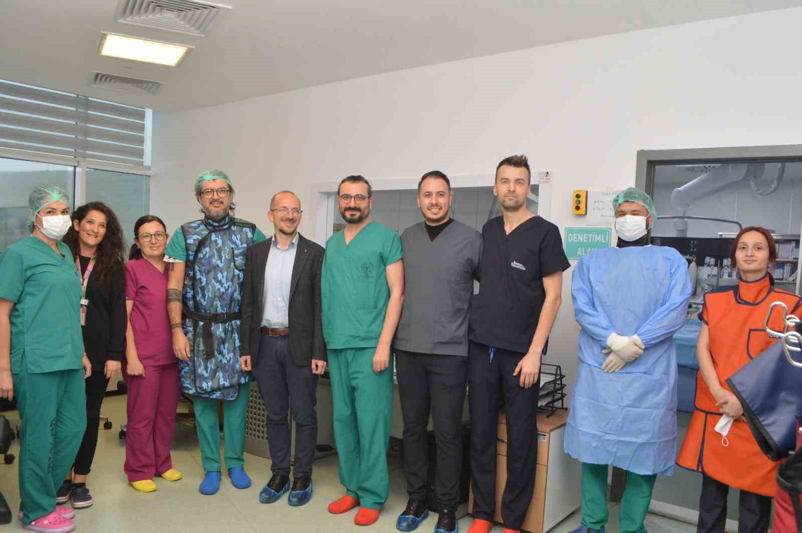 Muğla Eğitim ve Araştırma Hastanesi’nde ilk EKOS işlemi yapıldı