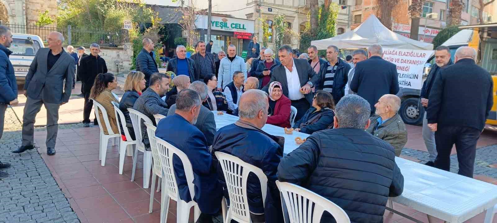 Aliağa’da Fethi Sekin ve tüm şehitler için lokma döktürüldü
