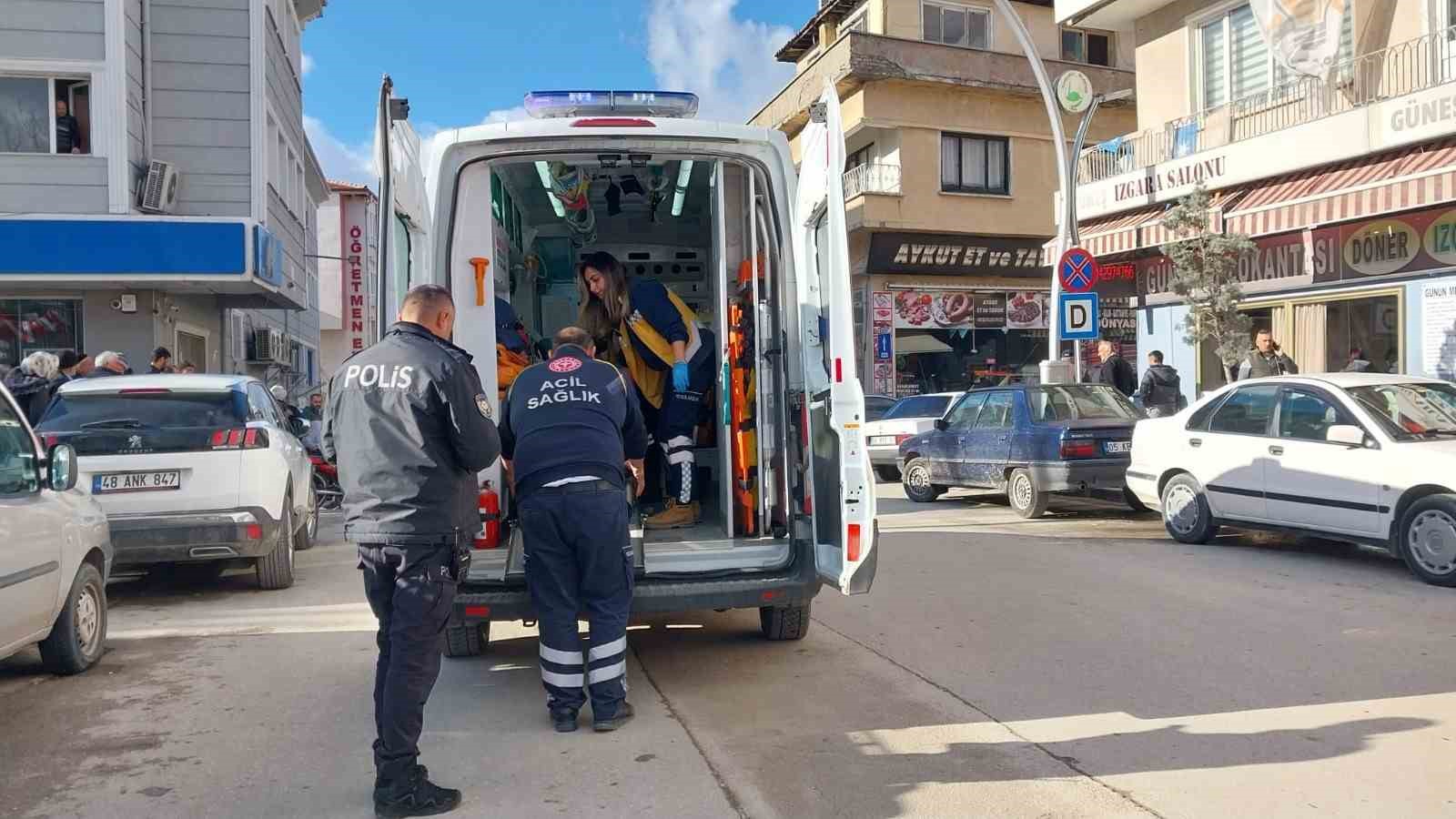 Otomobil ile motosiklet çarpıştı: 1 yaralı