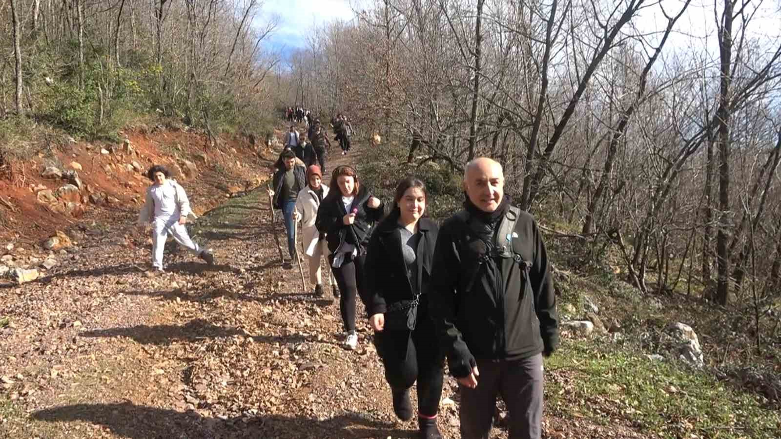 Yalova&rsquo;dan &rsquo;Sarıkamış&rsquo;a selam&rsquo; y&uuml;r&uuml;y&uuml;ş&uuml;
