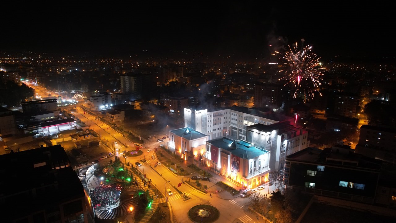 Osmaniye’nin kurtuluşu fener alayıyla kutlandı
