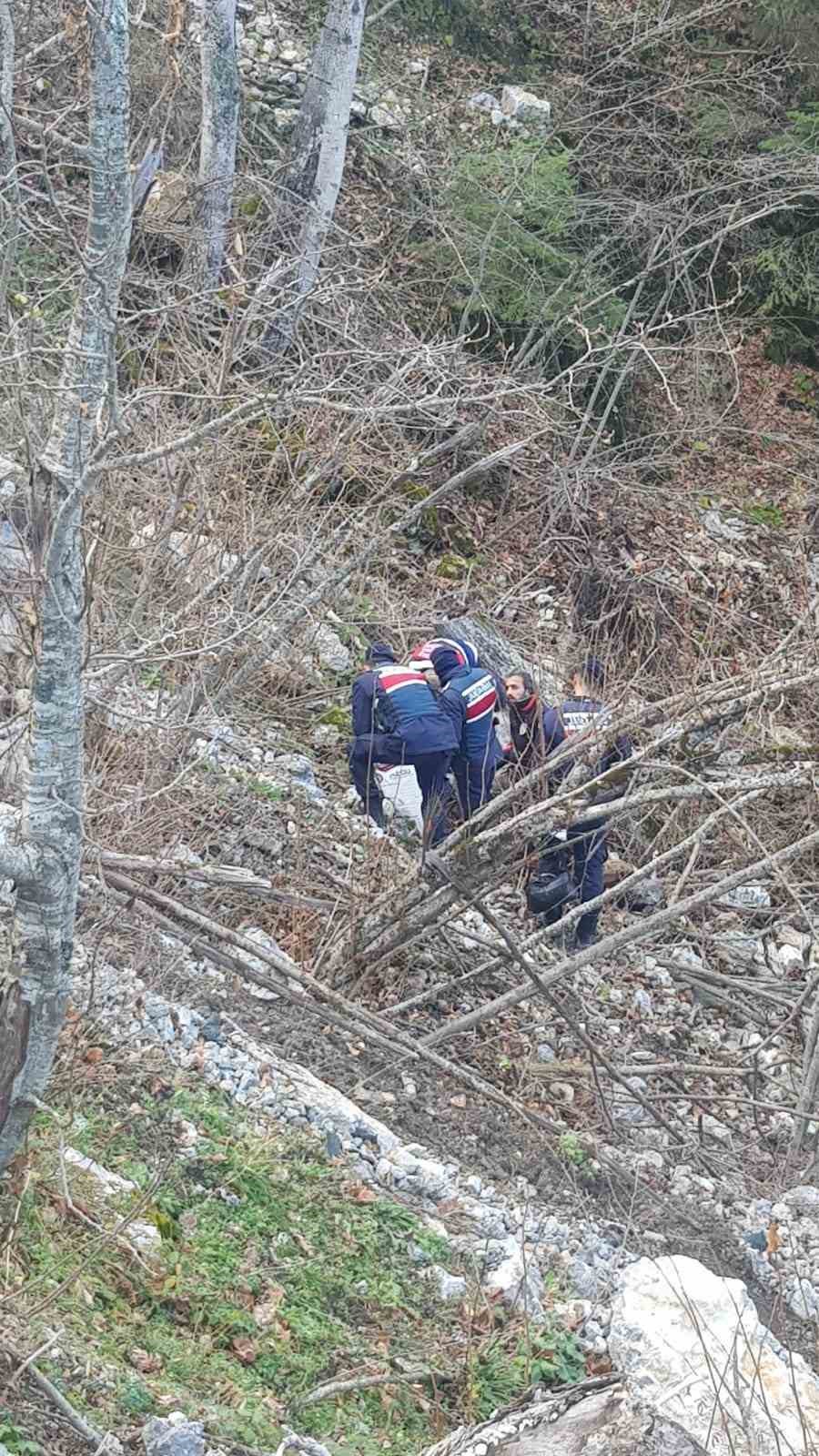 İnegöl’de kayıp olan gencin cesedi Bilecik’te ormanlık alanda gömülü bulundu
