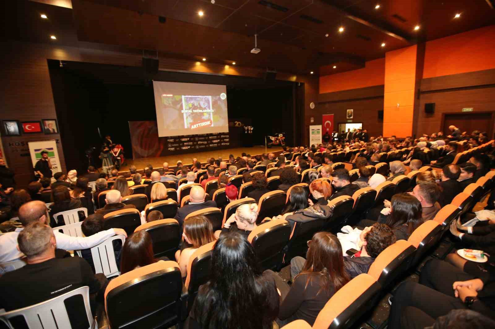 TMF Şampiyonlar Ödül Töreni İstanbul’da yapıldı
