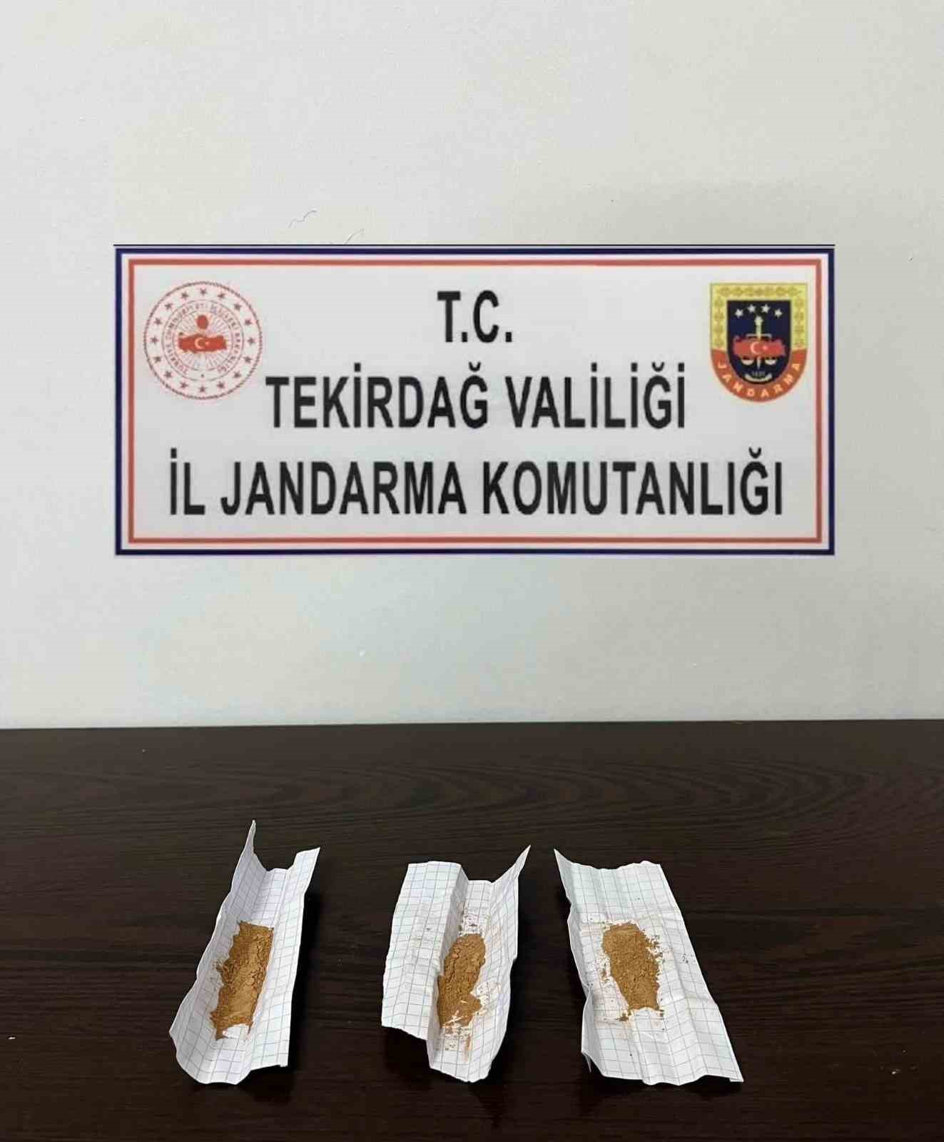 Tekirdağ&rsquo;da uyuşturucuya ge&ccedil;it yok: 9 kişi yakalandı
