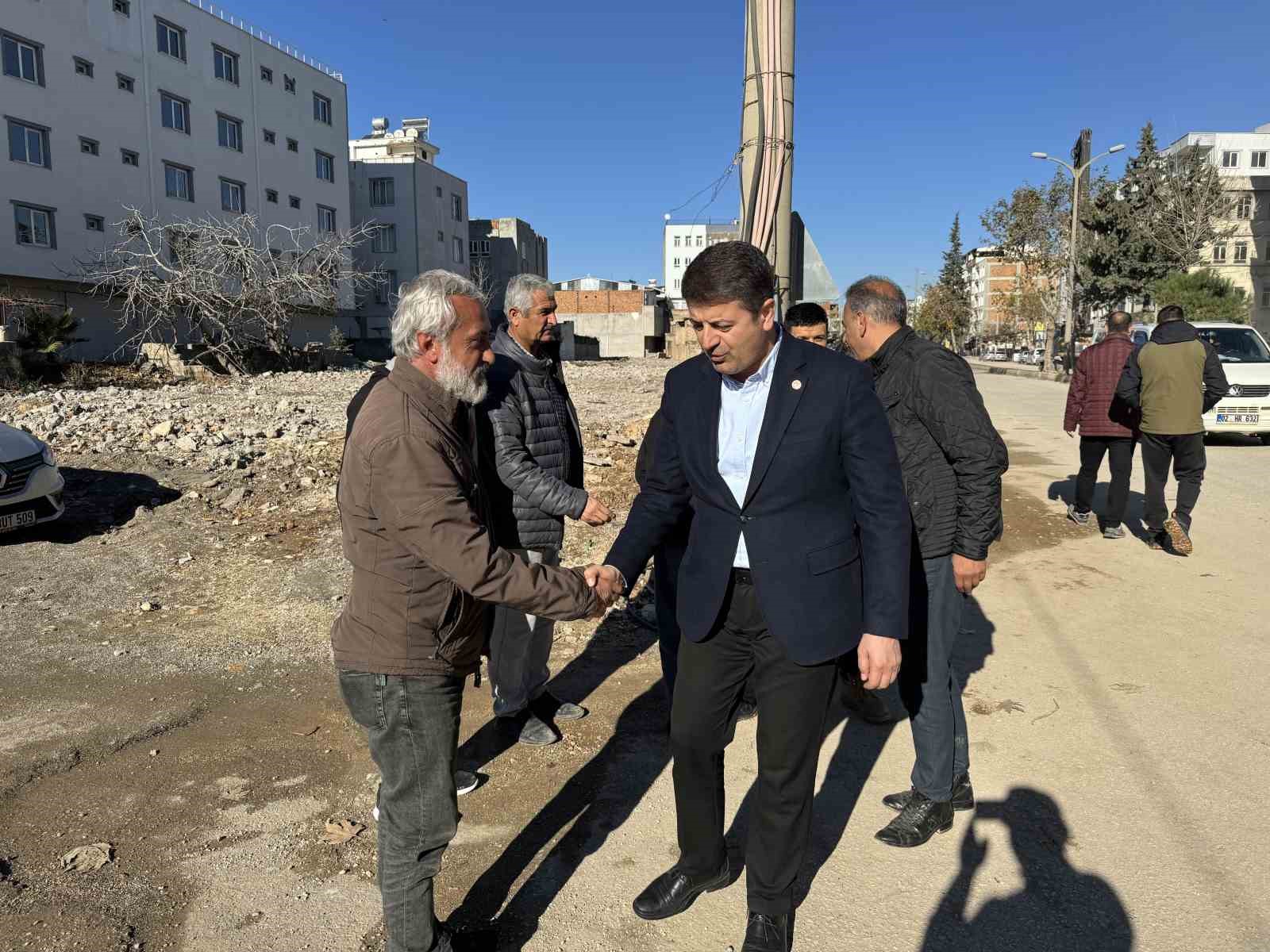 Milletvekili Tutdere&rsquo;den deprem konutları a&ccedil;ıklaması
