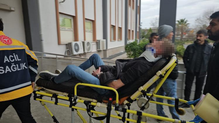 Adıyaman’da iki otomobil çarpıştı: 5 yaralı