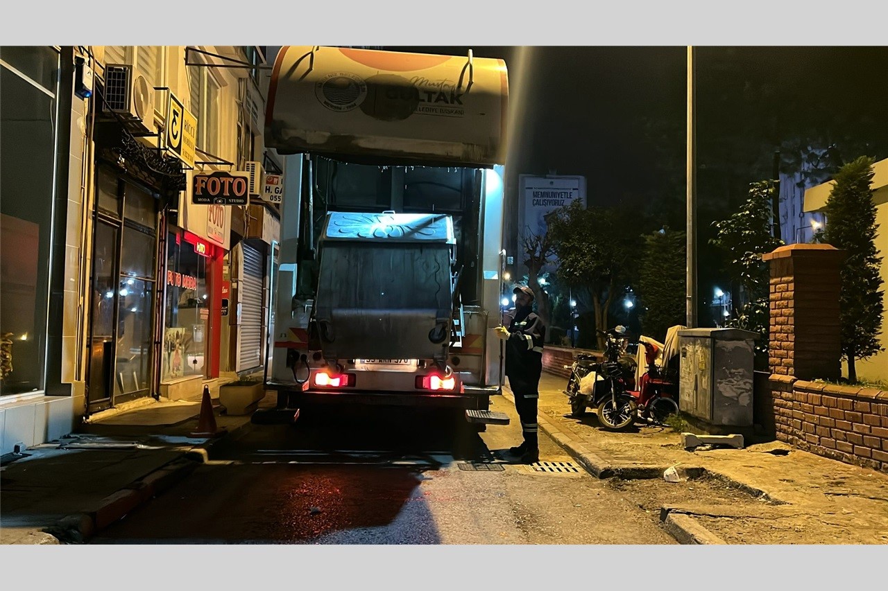 Akdeniz’de temizlik çalışmaları
