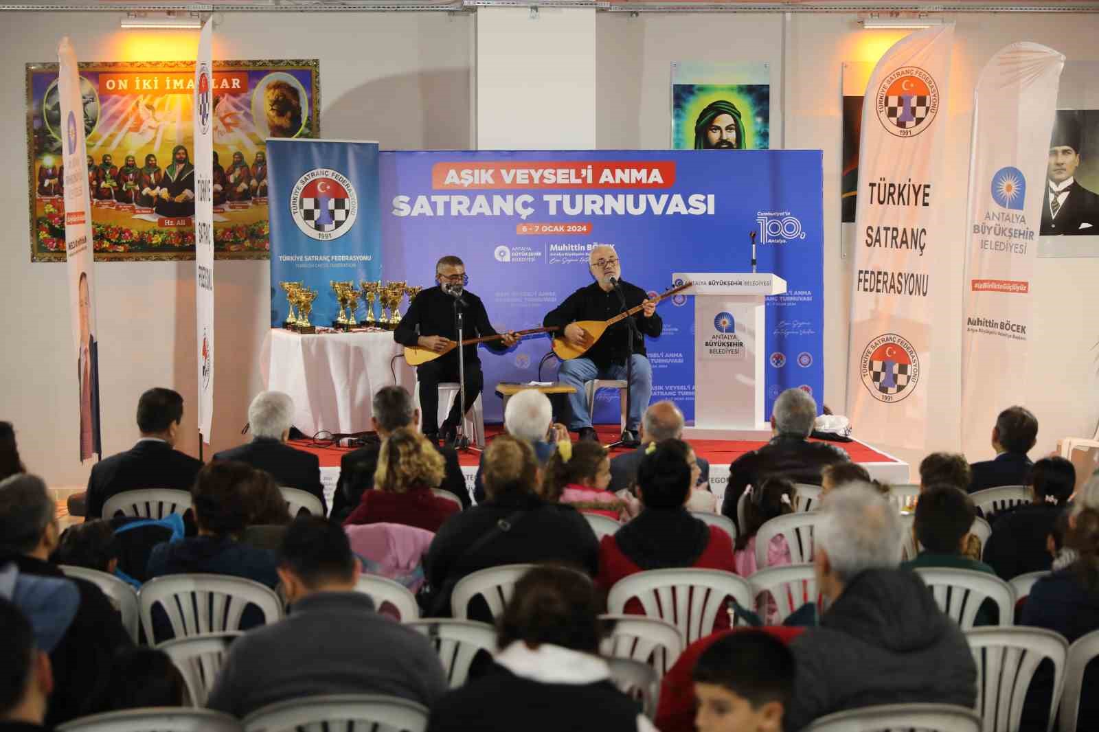 Büyükşehirden Aşık Veysel’i Anma Satranç Turnuvası düzenlendi
