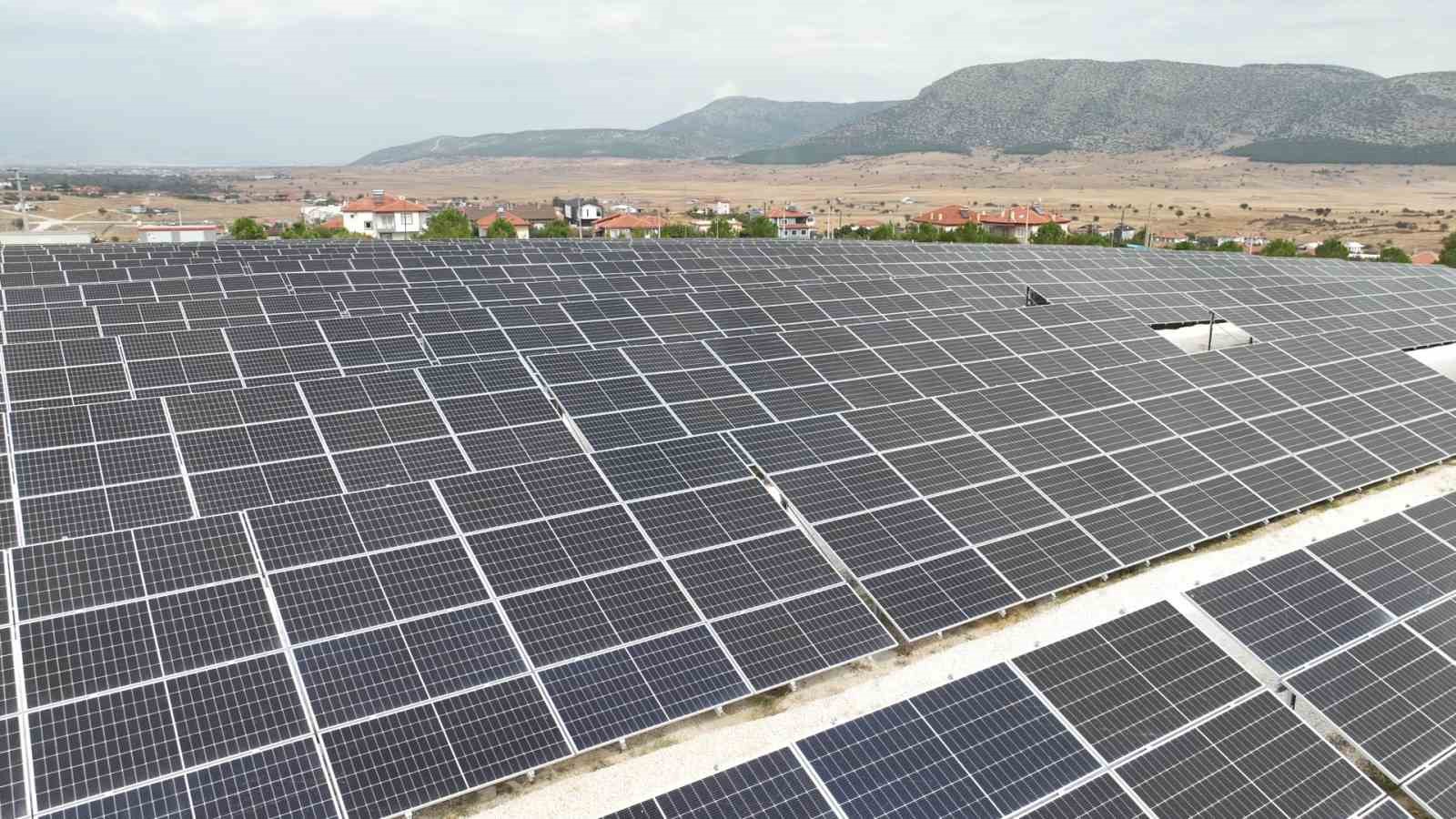 Büyükşehir doğaya verdiği sözü tutuyor, ASAT enerjisini güneşten alıyor
