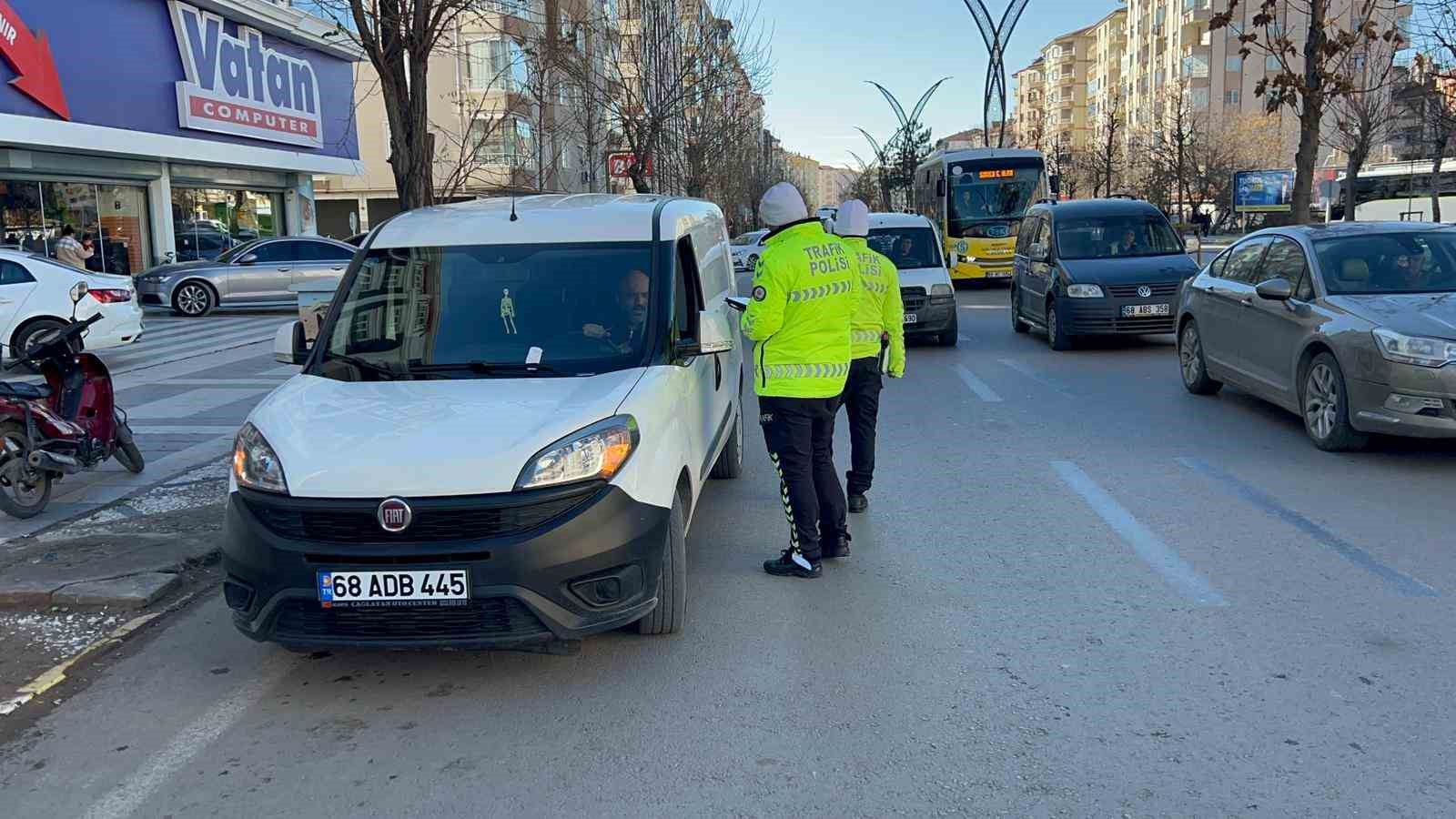 Aksaray&rsquo;da trafik kural ihlallerine ge&ccedil;it yok
