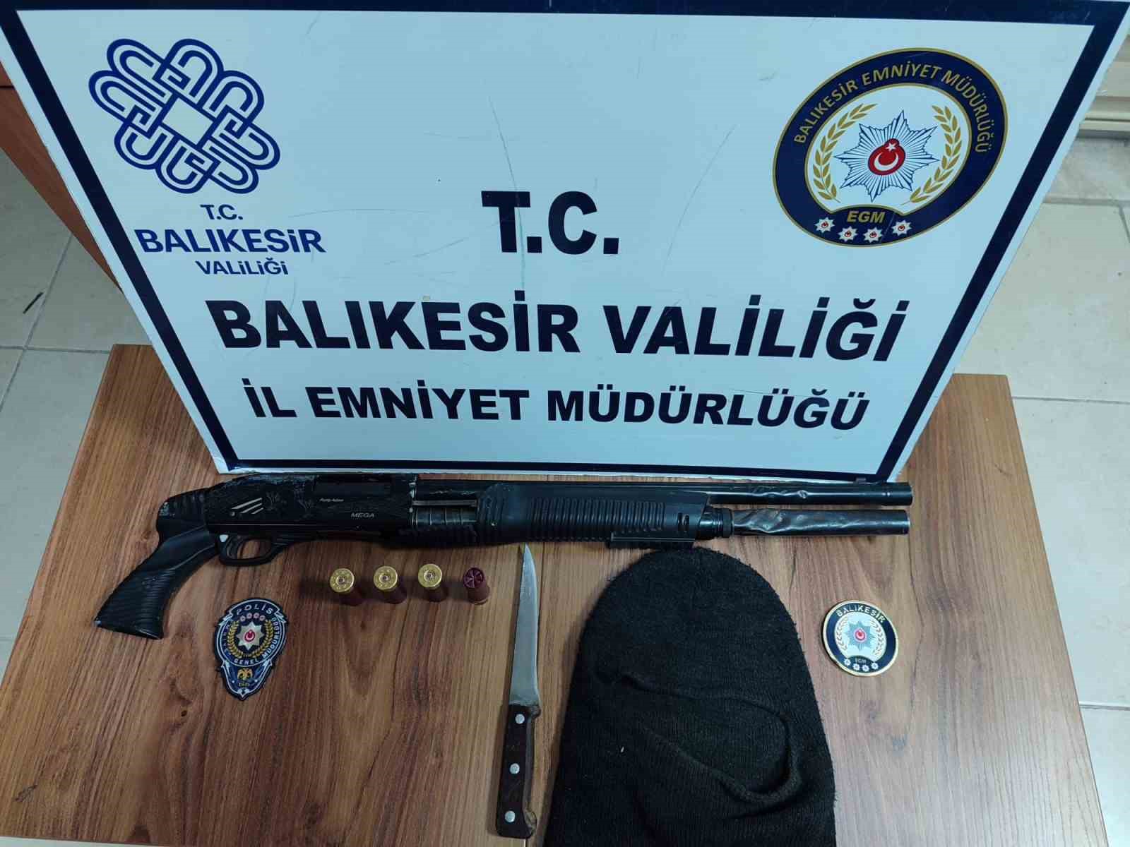 Balıkesir&rsquo;de polisten &rsquo;Asayiş ve Trafik&rsquo; uygulaması
