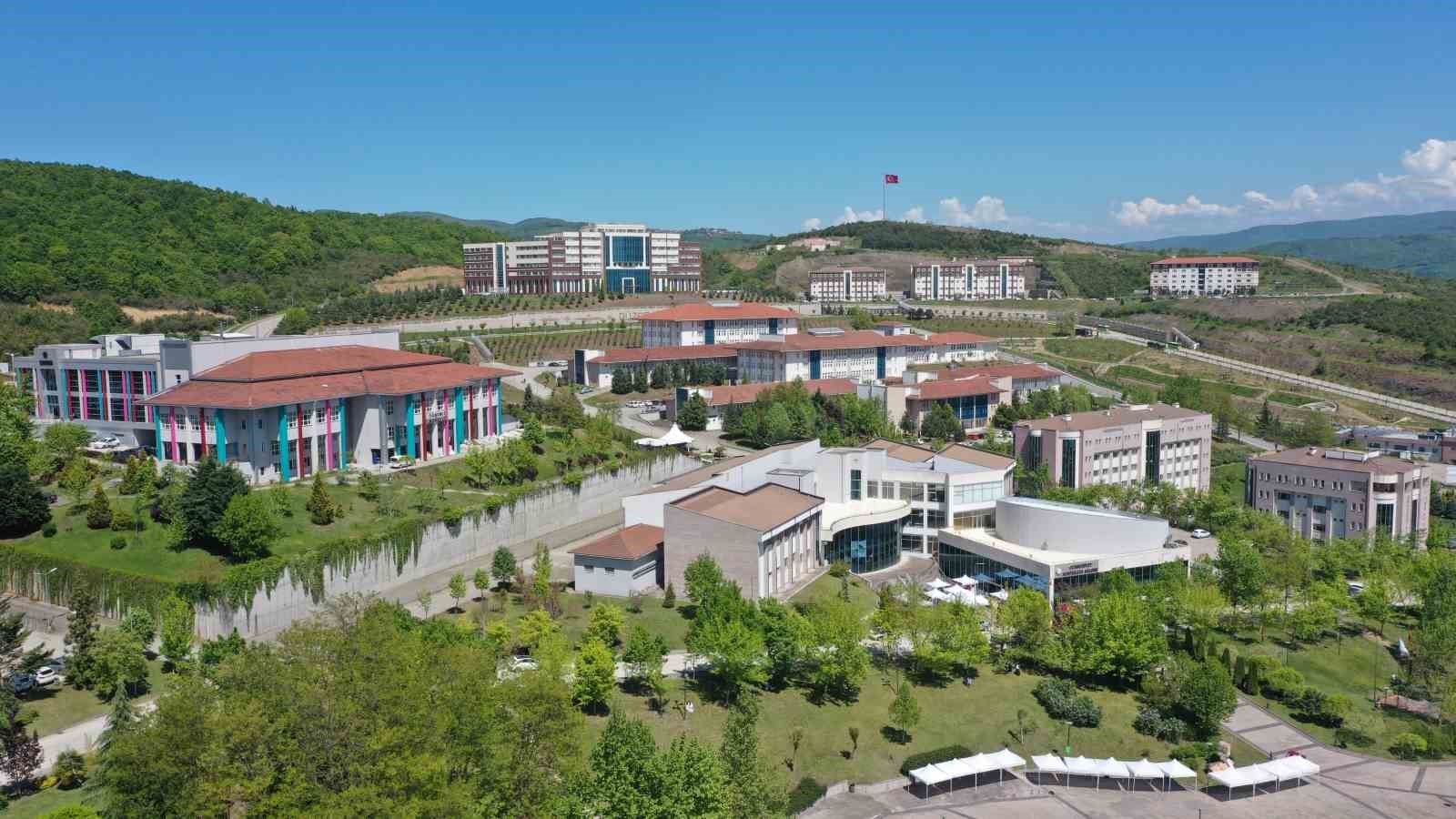 Düzce Üniversitesi’nin başarıları hızla devam ediyor