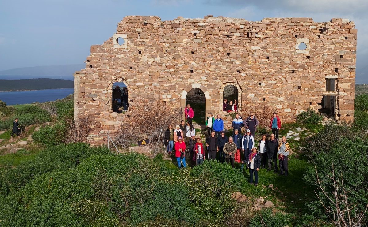 Aydınlı doğaseverler, Madran dağlarını keşfetti
