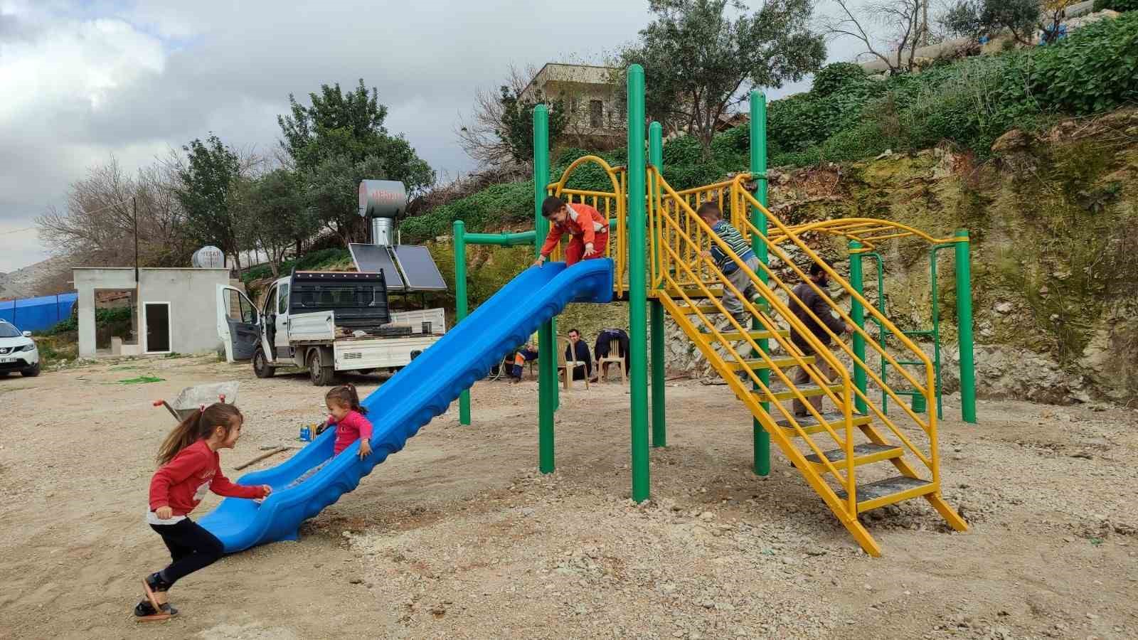 Kozan Belediyesi çocukların park isteğini gerçekleştirdi İhlas Haber Ajansı