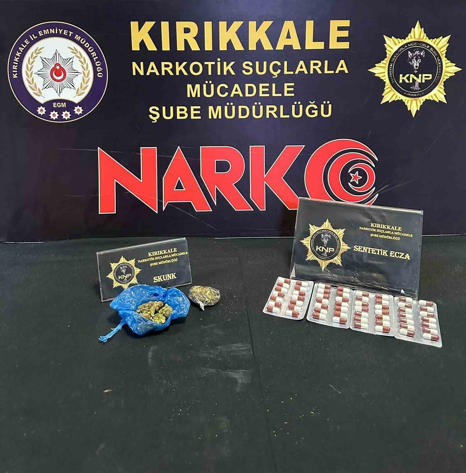 Kırıkkale’de uyuşturucuyla yalanan iki şüpheli gözaltına alındı