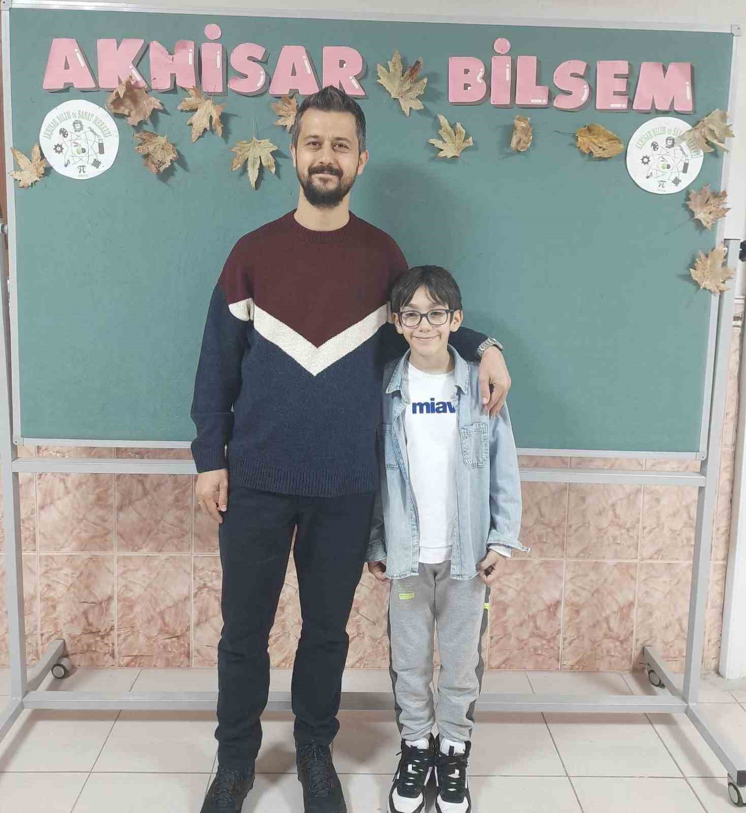 Şiir Yarışmasının birincisi Akhisar BİLSEM’den
