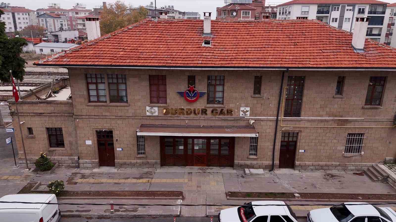 Burdur’a 15 yıl sonra yolcu treni geliyor