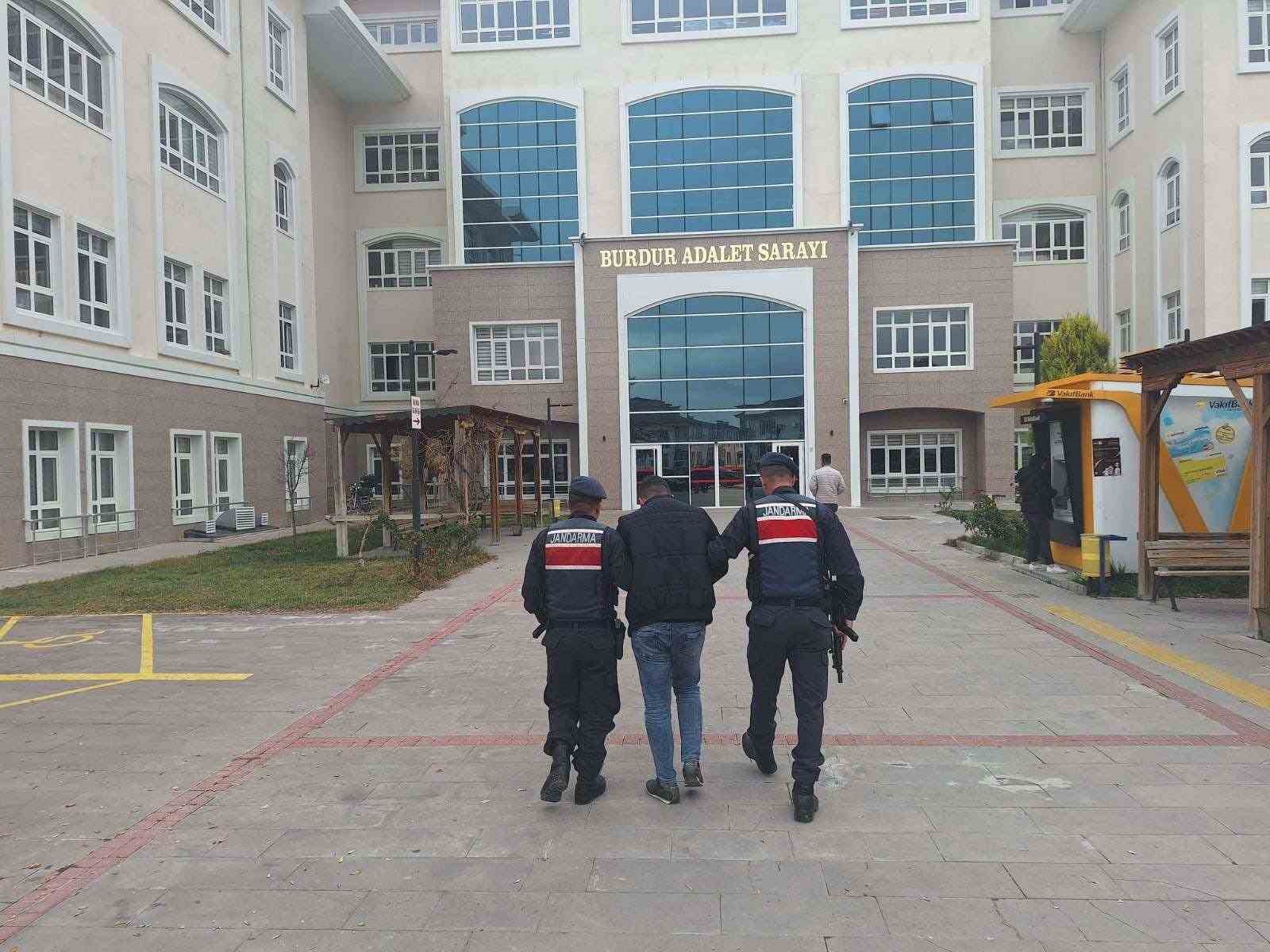 Burdur&rsquo;da 2023 yılında jandarma 3 bin 678 ş&uuml;pheli yakaladı

