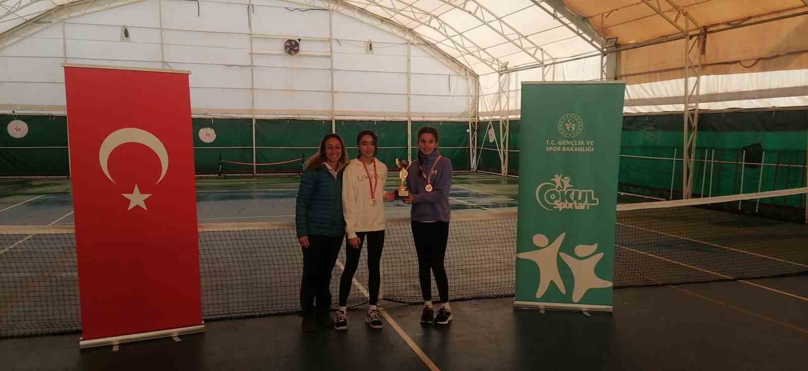 Muğla’da okul sporları yıldızlar tenis il birincisi belli oldu
