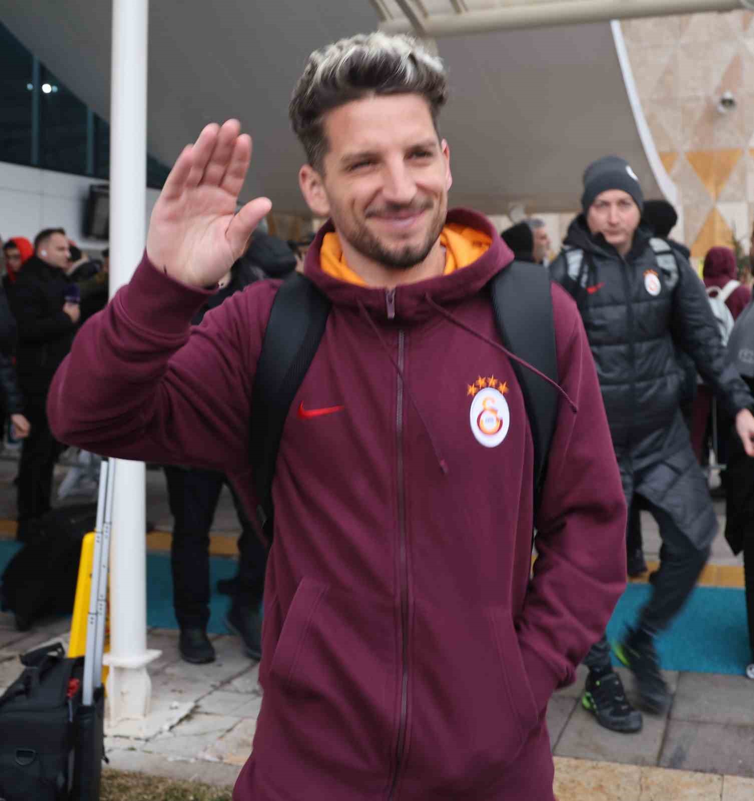 Galatasaray kafilesine Sivas’ta coşkulu karşılama
