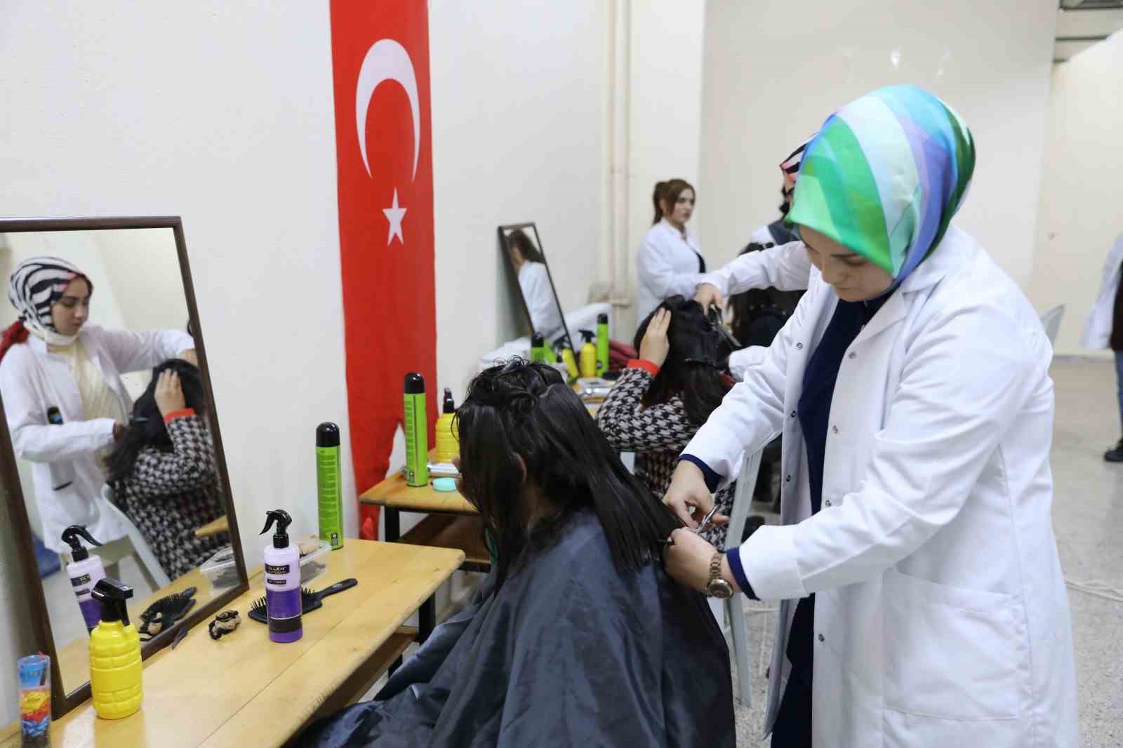 İpekyolu Belediyesi sosyal çalışmalarına hız verdi
