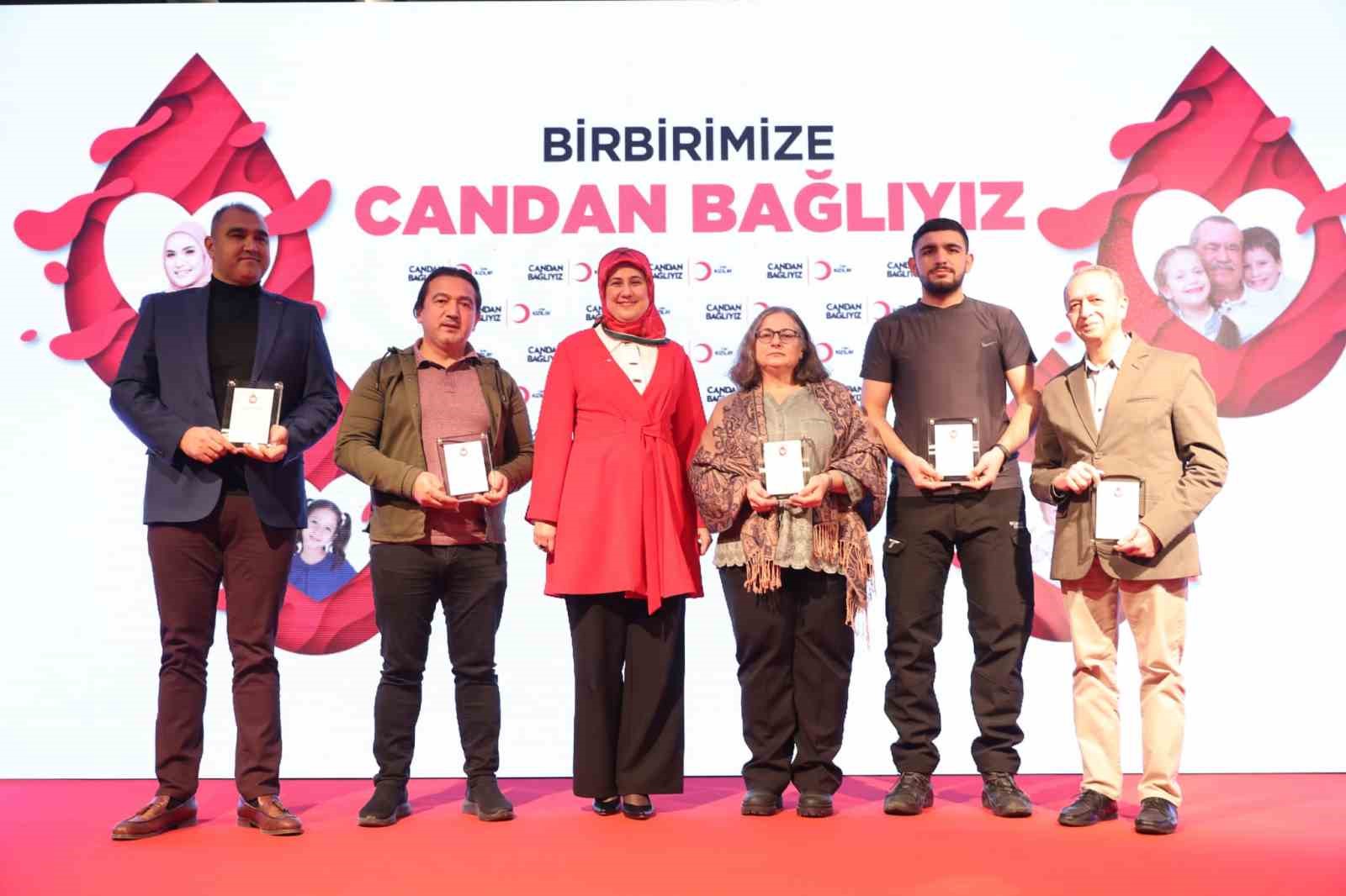 Kızılay’dan yeni kan bağışı kampanyası: "Birbirimize candan bağlıyız"
