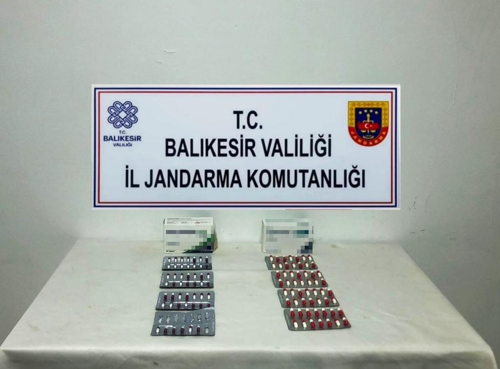 Balıkesir’de 3 şahsa uyuşturucu operasyonu