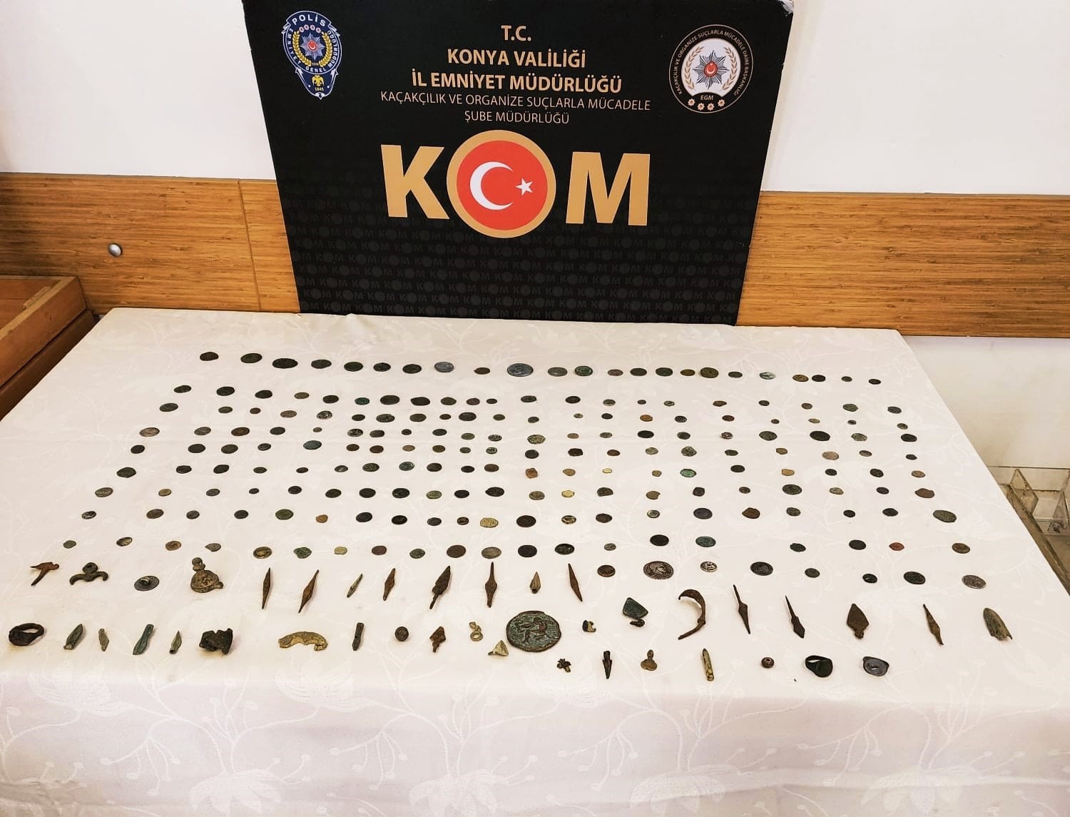 Konya’da tarihi eser kaçakçılarına operasyon: 3 gözaltı