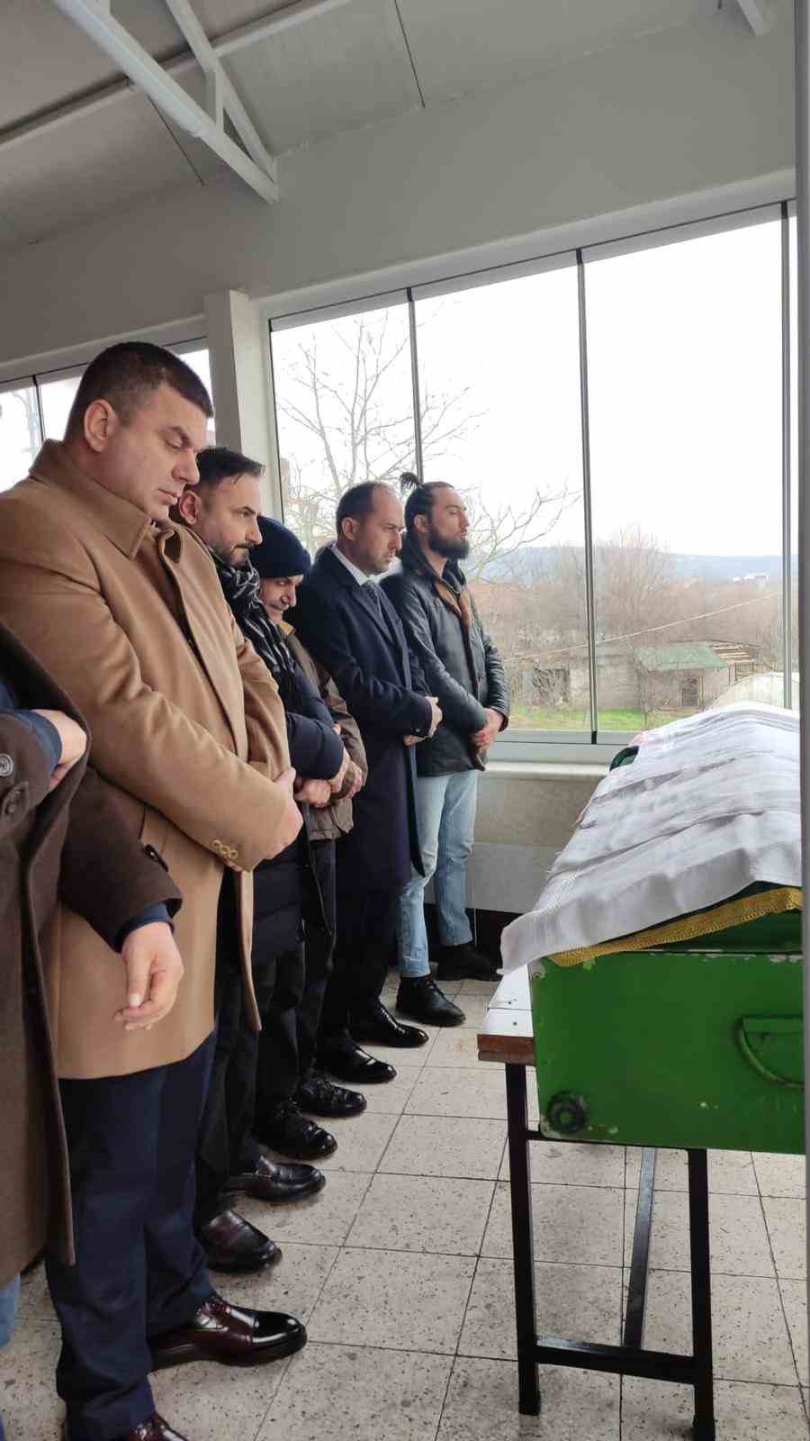 Trafik kazasında hayatını kaybeden Bahattin Pirecioğlu son yolculuğuna uğurlandı
