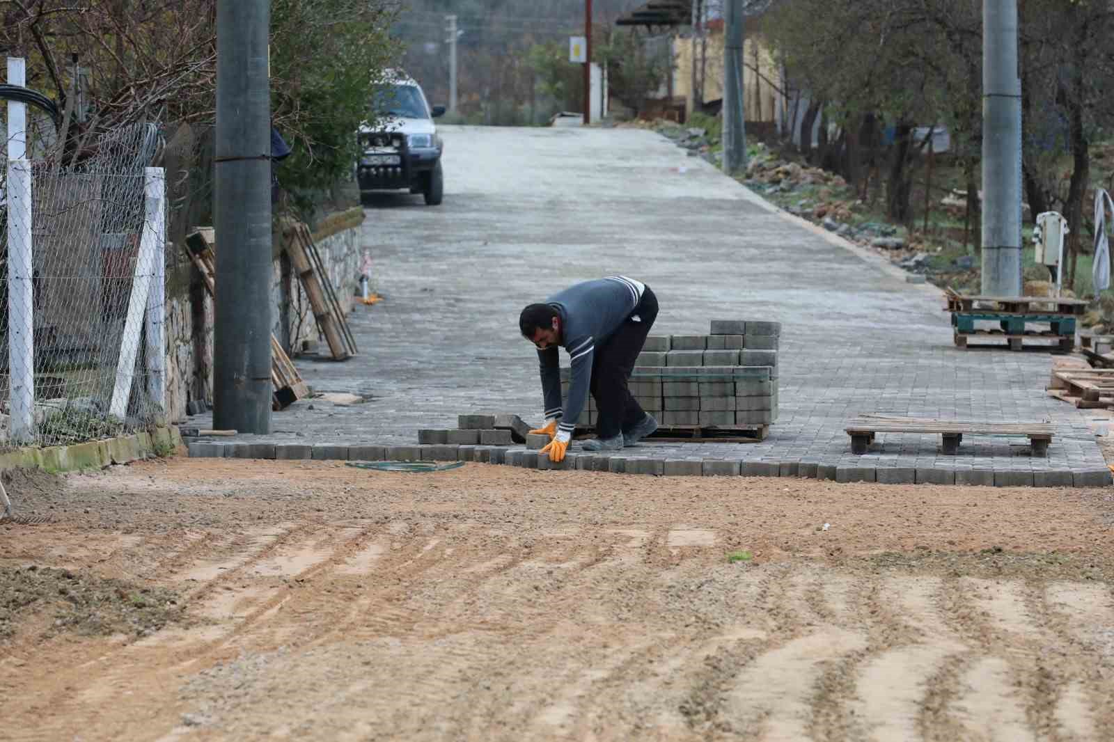 Başkan Sengel: "Kenti nakış nakış işlemek önemli bir meziyet"
