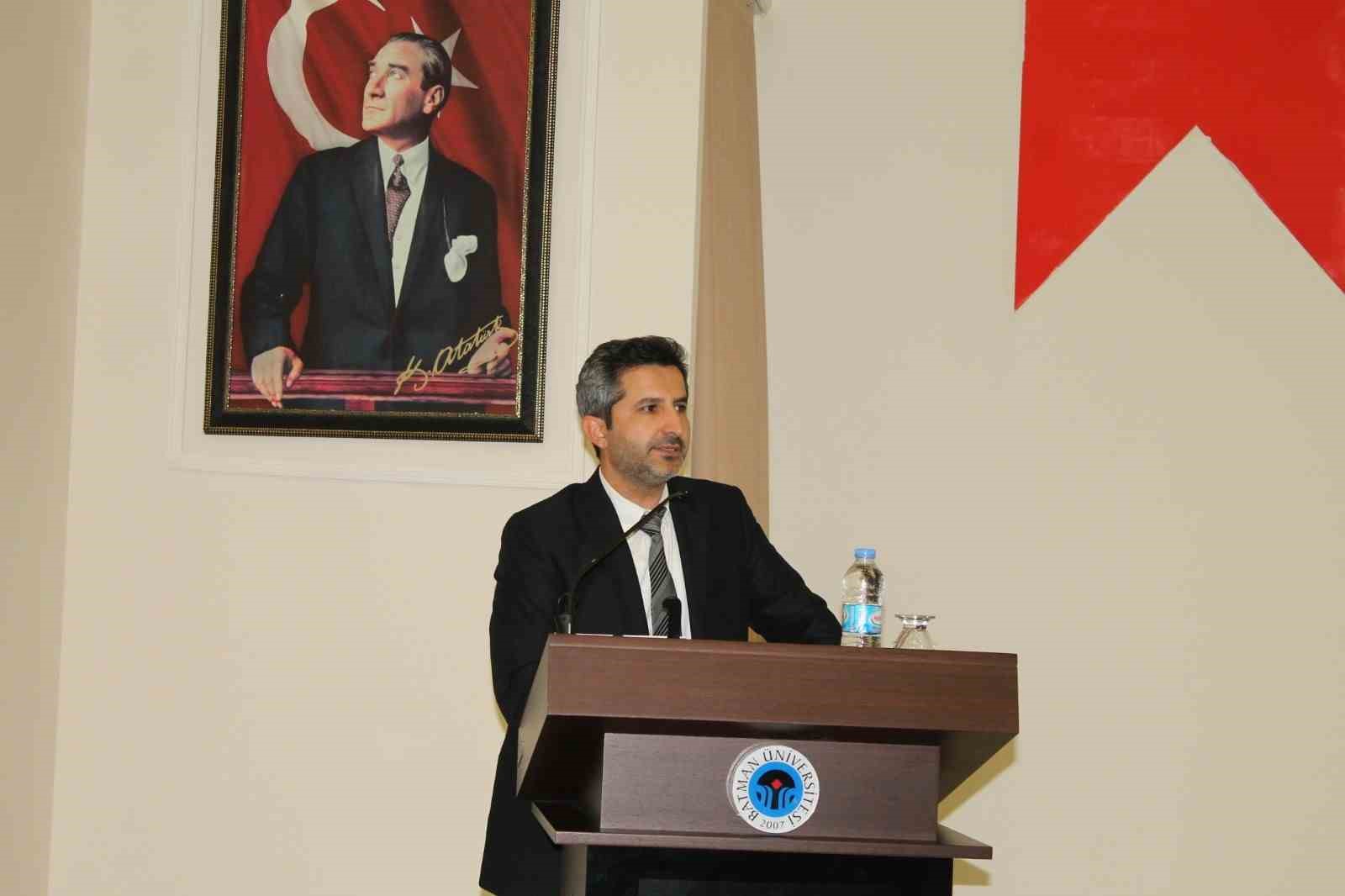 Sistem analizi ve enerji zirvesi kitapların lansmanı yapıldı
