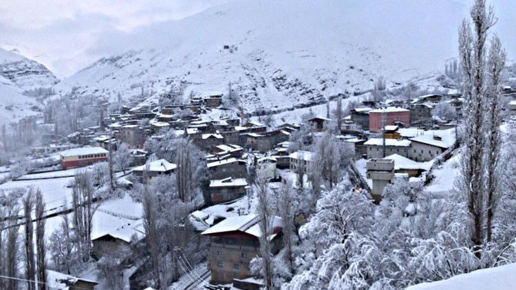 Şırnak’ta kardan kapanan 12 köy yolu ulaşıma açıldı
