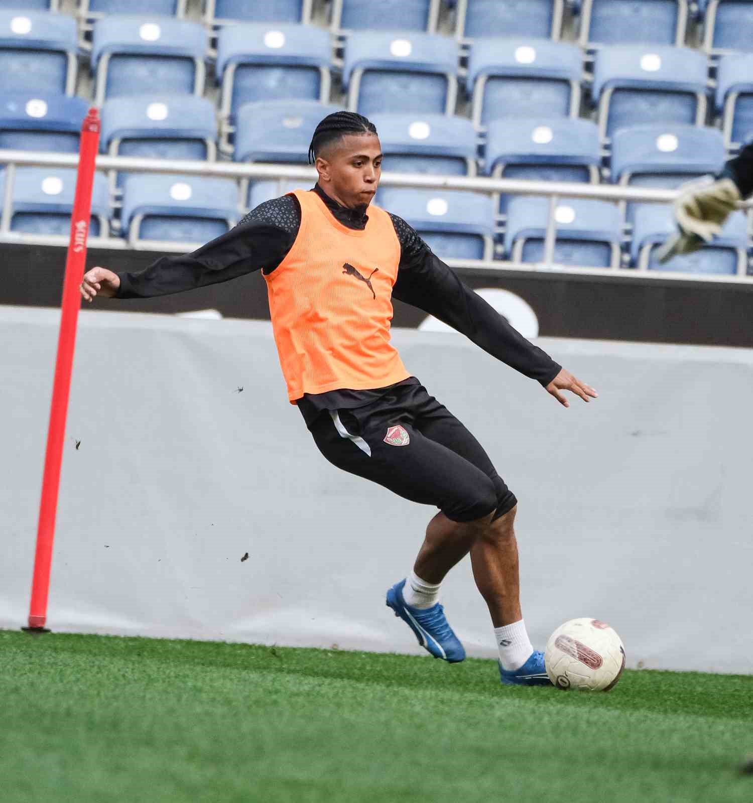 Hatayspor, Pendikspor ma&ccedil;ının hazırlıklarını tamamladı
