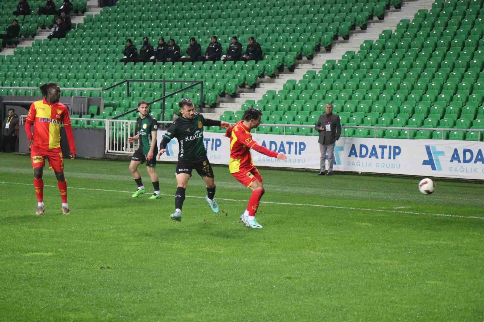 Trendyol 1. Lig: Sakaryaspor: 1 - Göztepe: 2
