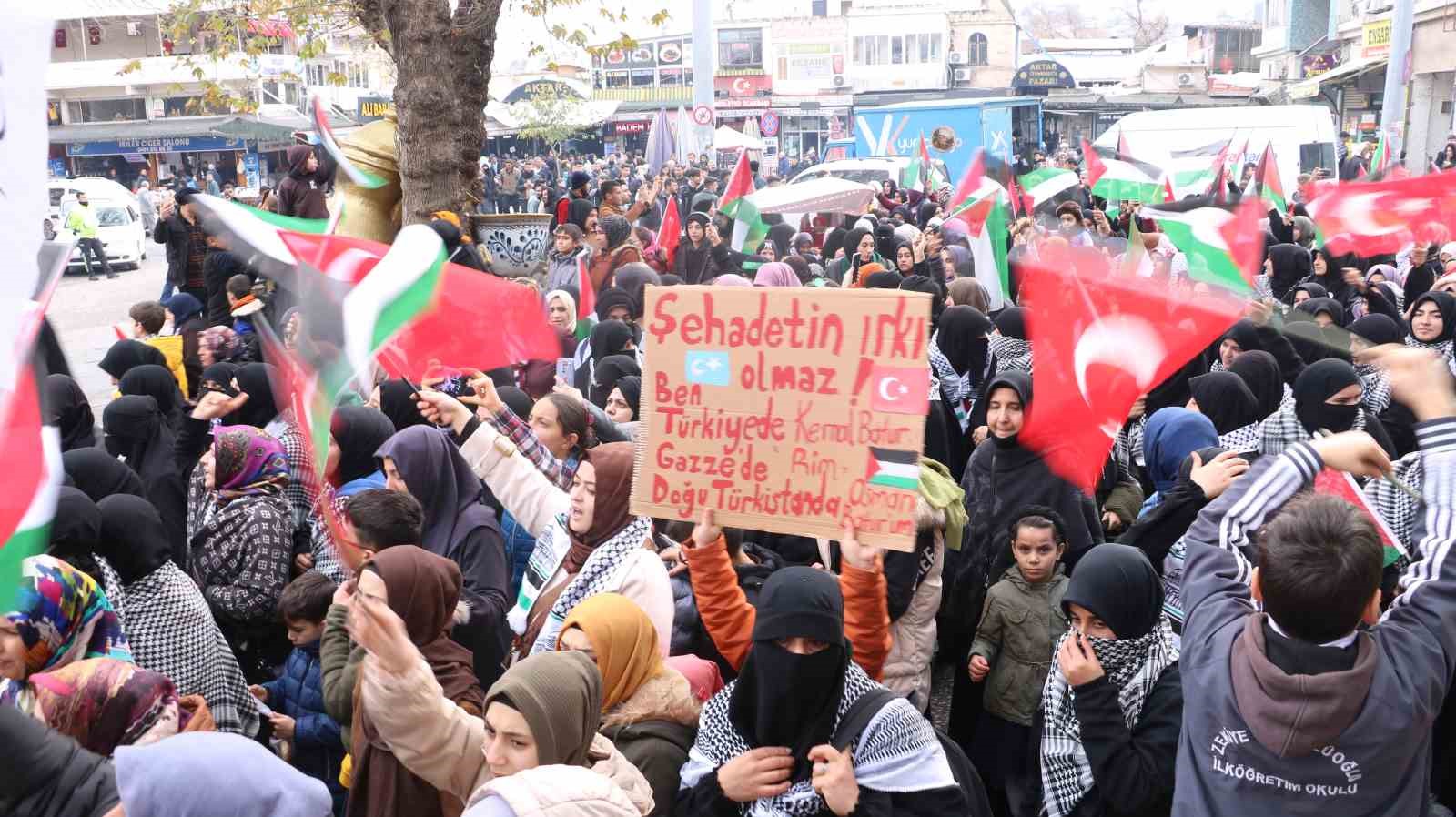 Şanlıurfalılar Filistin ve şehitler için ayağa kalktı